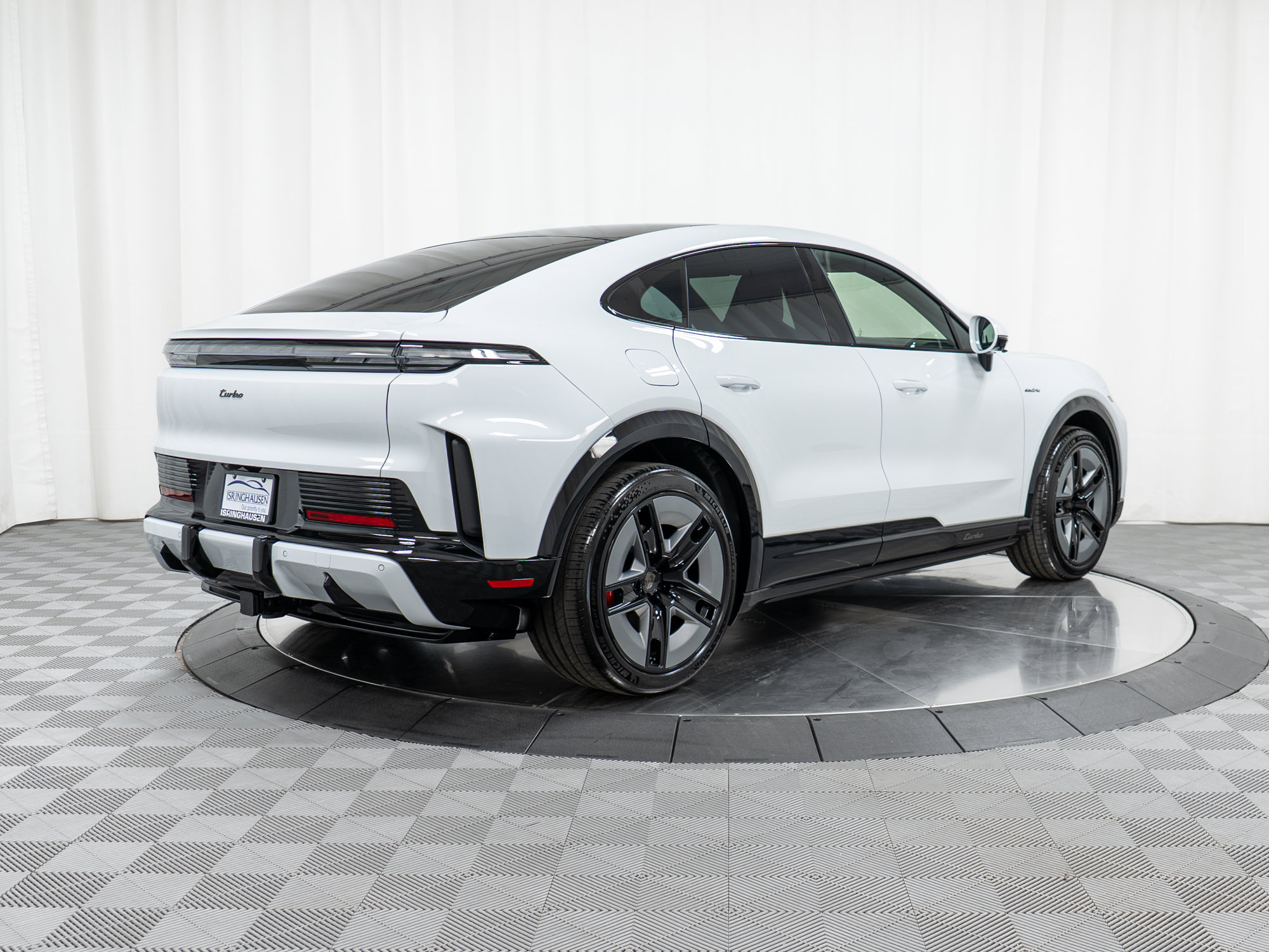 New 2026 Porsche Cayenne Turbo AWD/4WD image 7