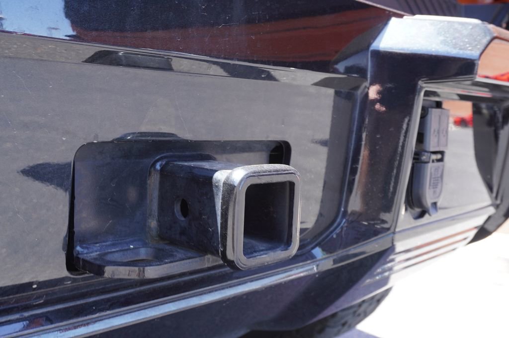 Used 2024 GMC Hummer EV 2X AWD/4WD image 7