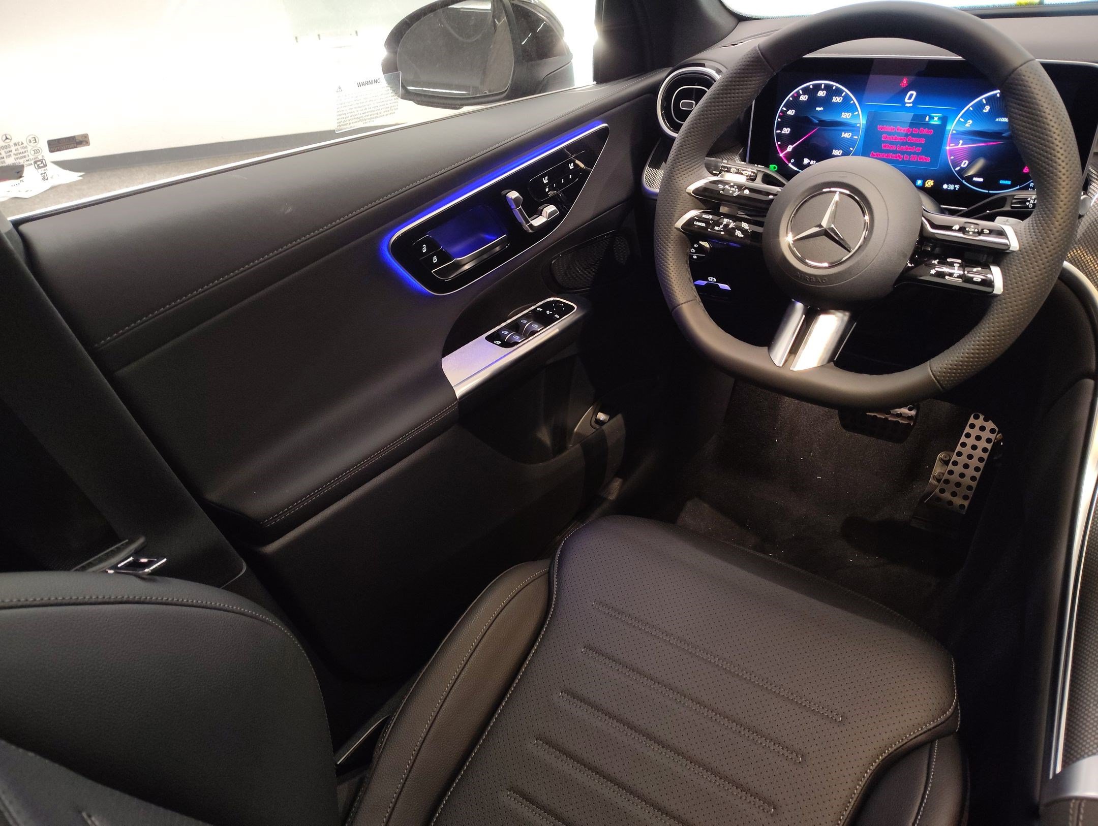 Used 2026 Mercedes-Benz GLC 300 image 27