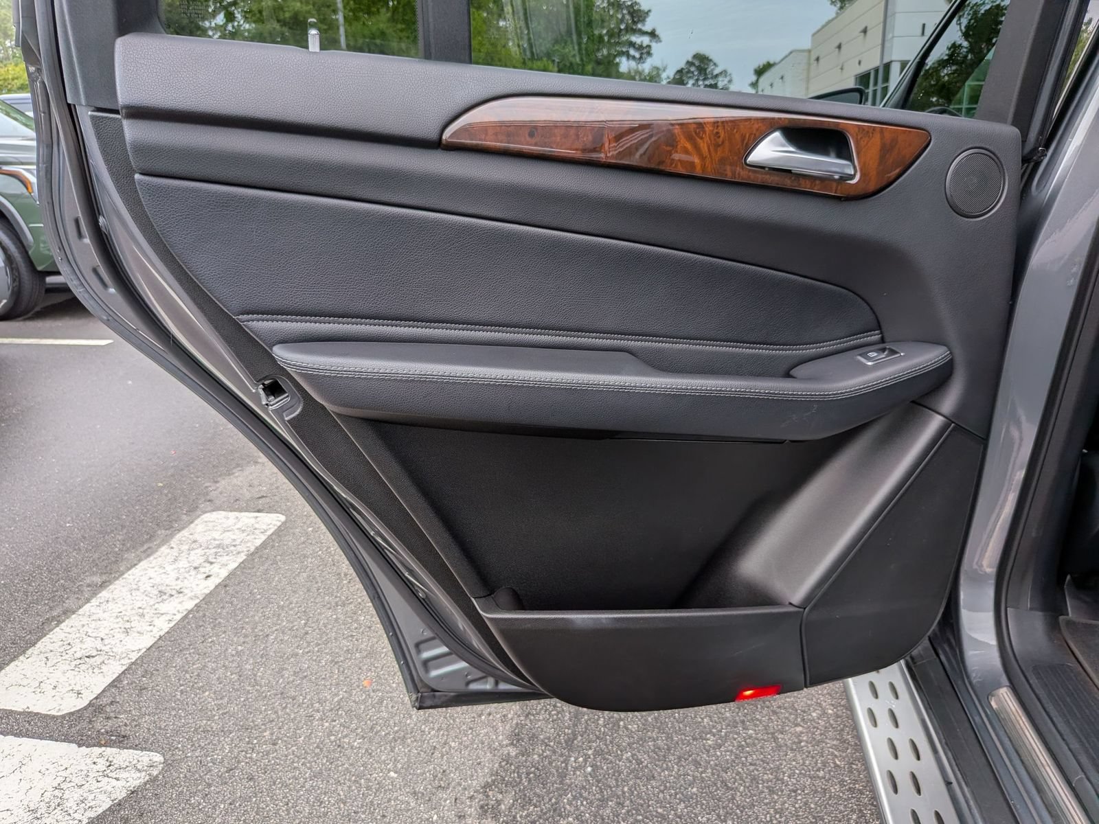 Used 2019 Mercedes-Benz GLS 450 4MATIC w/ Premium 1 Package image 28