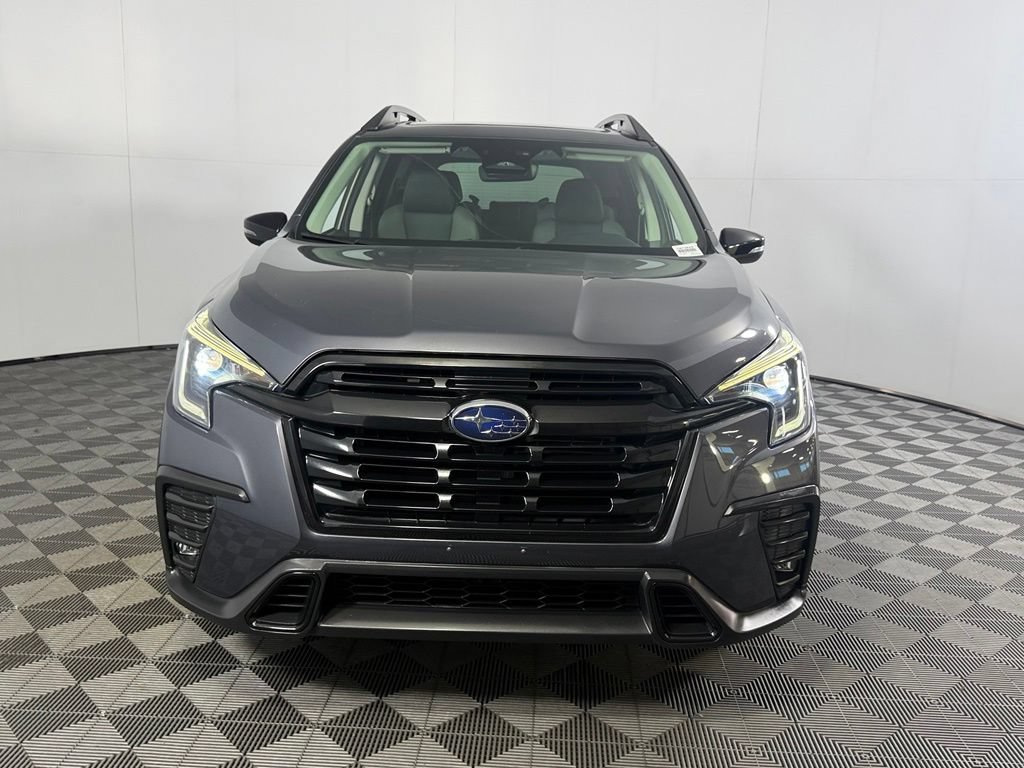 Used 2023 Subaru Ascent Onyx Edition AWD/4WD image 4