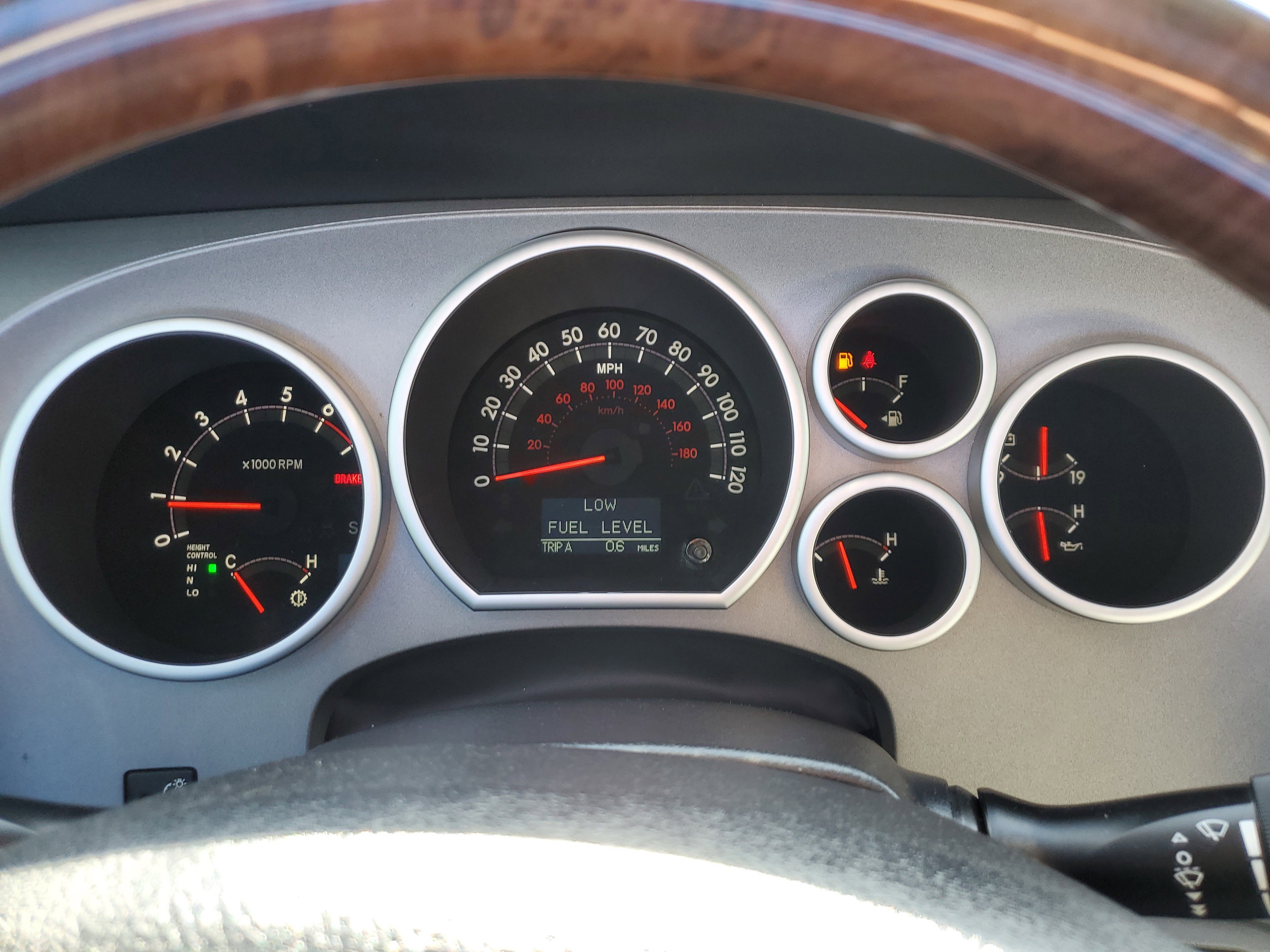 Used 2010 Toyota Sequoia Platinum image 24