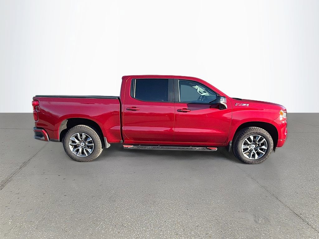Used 2024 Chevrolet Silverado 1500 RST w/ Z71 Off-Road Package image 2