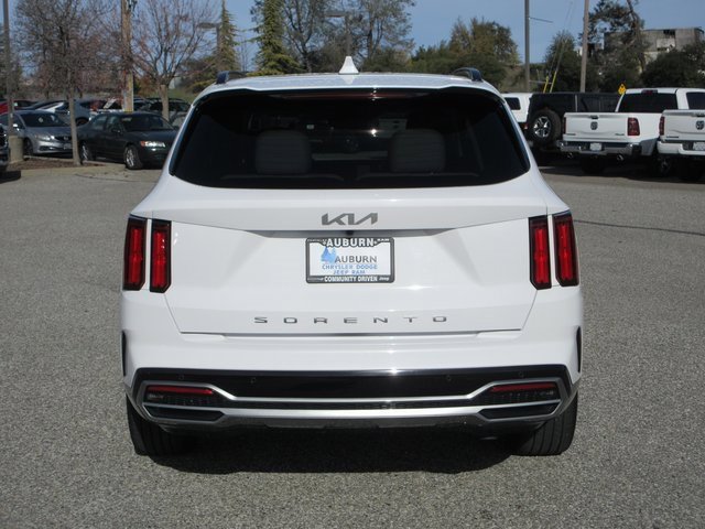 Used 2022 Kia Sorento SX image 6