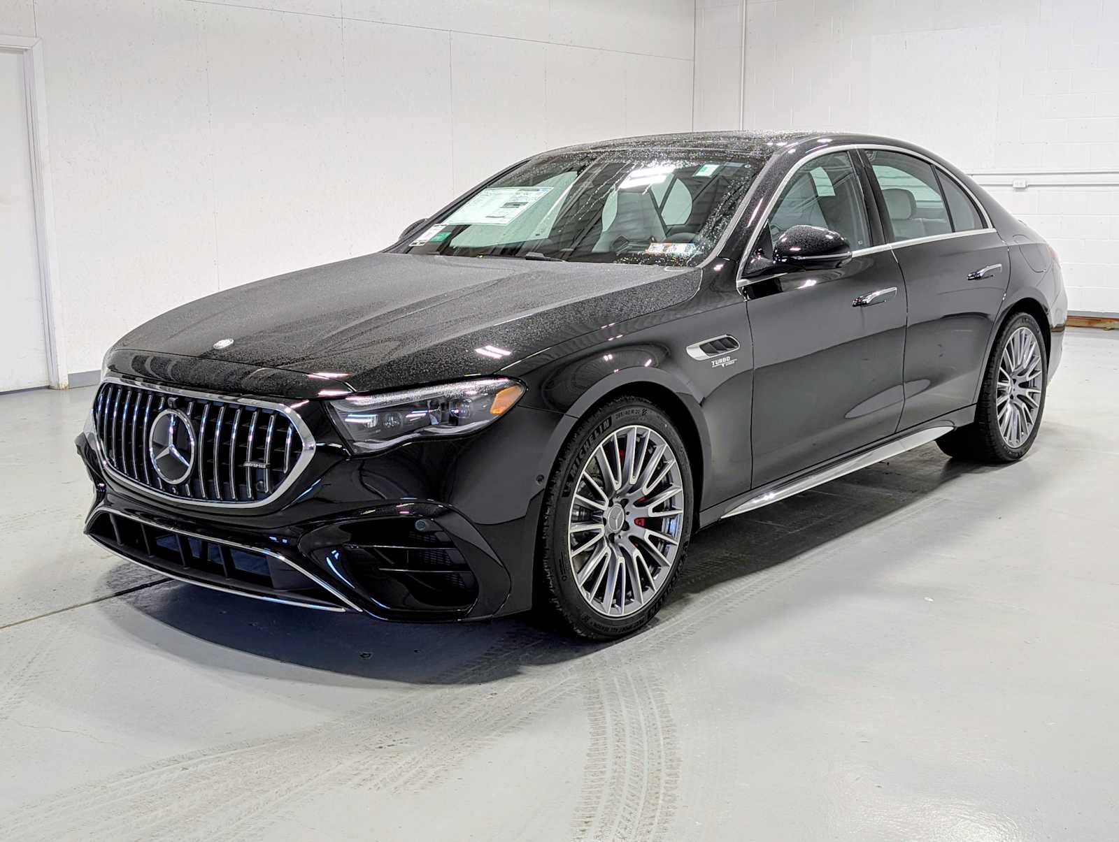 New 2026 Mercedes-Benz E 53 AMG e 4MATIC Sedan image 1