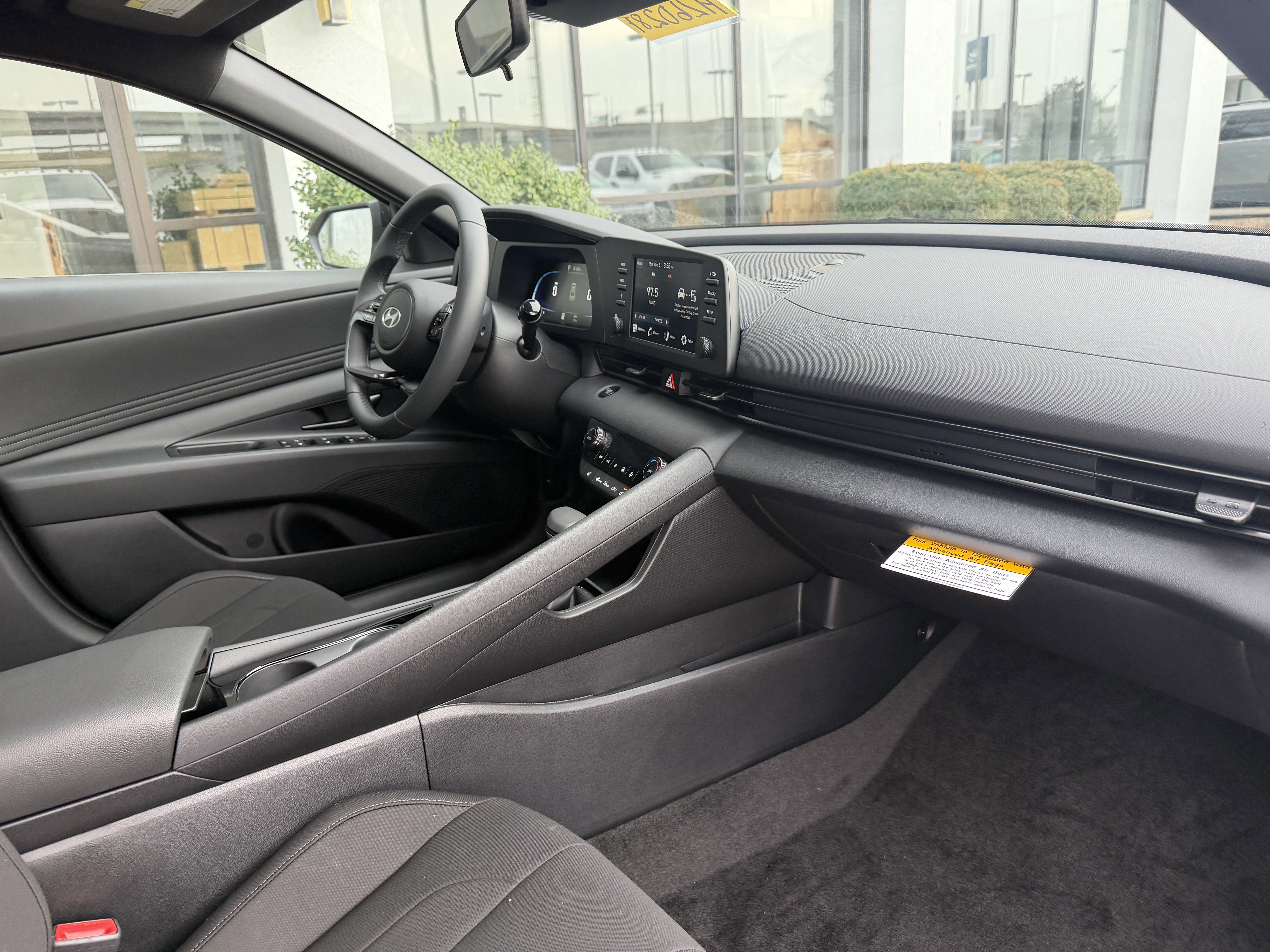 New 2026 Hyundai Elantra SEL Sport FWD image 18