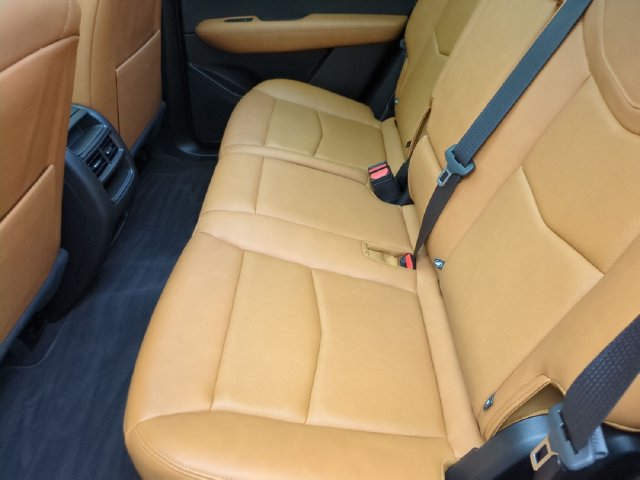 Certified 2024 Cadillac XT5 Premium Luxury w/ LPO, Floor Liner Package AWD/4WD image 22