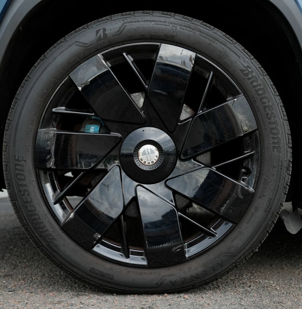 Used 2023 Fisker Ocean Extreme AWD/4WD image 11