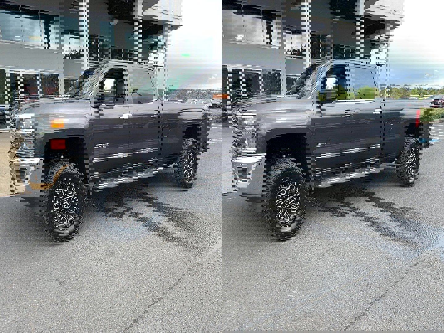 Used 2015 Chevrolet Silverado 3500 LTZ w/ Duramax Plus Package AWD/4WD image 2