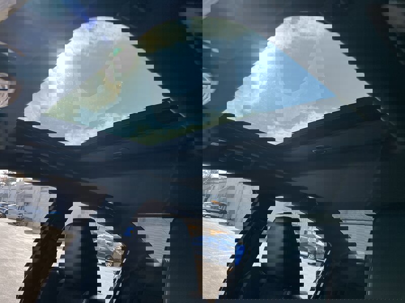 Used 2019 Dodge Charger R/T w/ Plus Group image 27