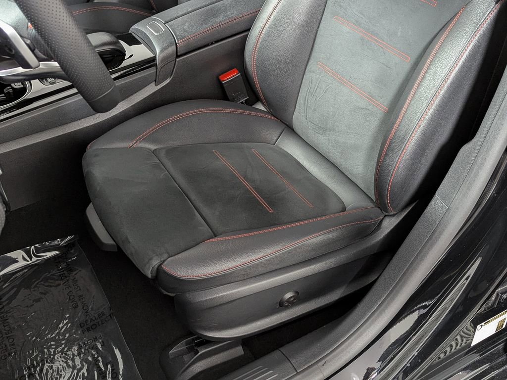 Used 2023 Mercedes-Benz CLA 250 4MATIC image 20