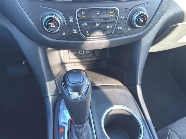 Used 2021 Chevrolet Equinox LT image 17