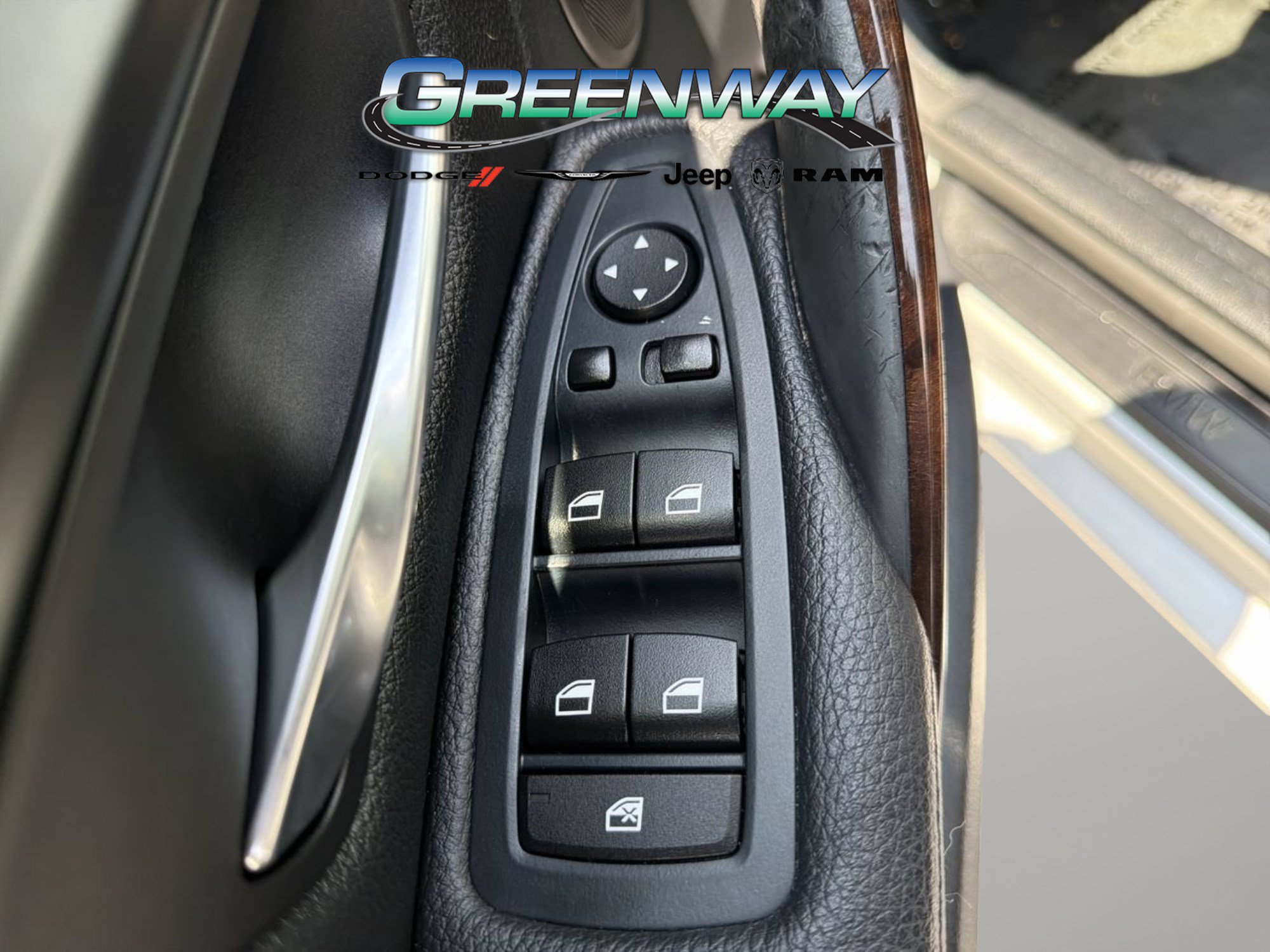 Used 2015 BMW 328i xDrive Sedan AWD/4WD image 13