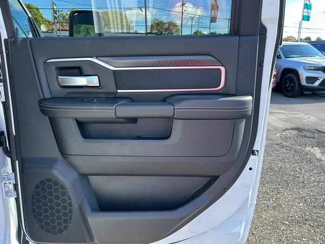 New 2026 RAM 3500 Big Horn AWD/4WD image 27