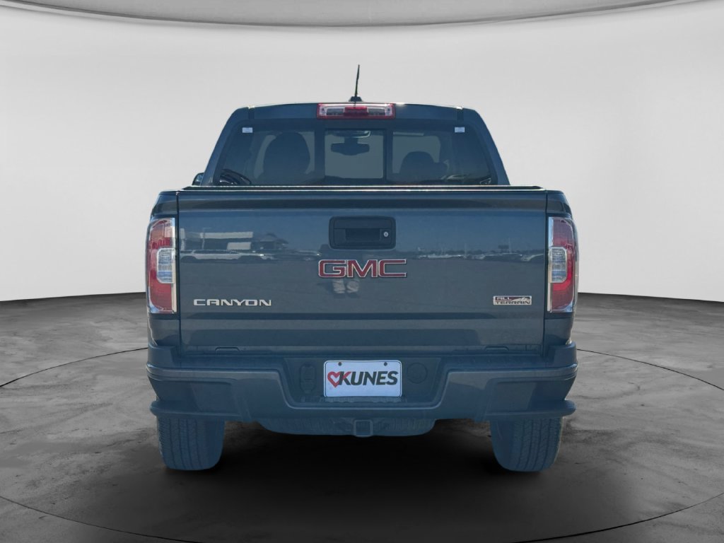 Used 2016 GMC Canyon SLE AWD/4WD image 6