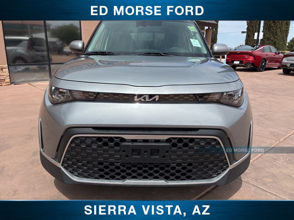 Certified 2025 Kia Soul LX FWD image 11