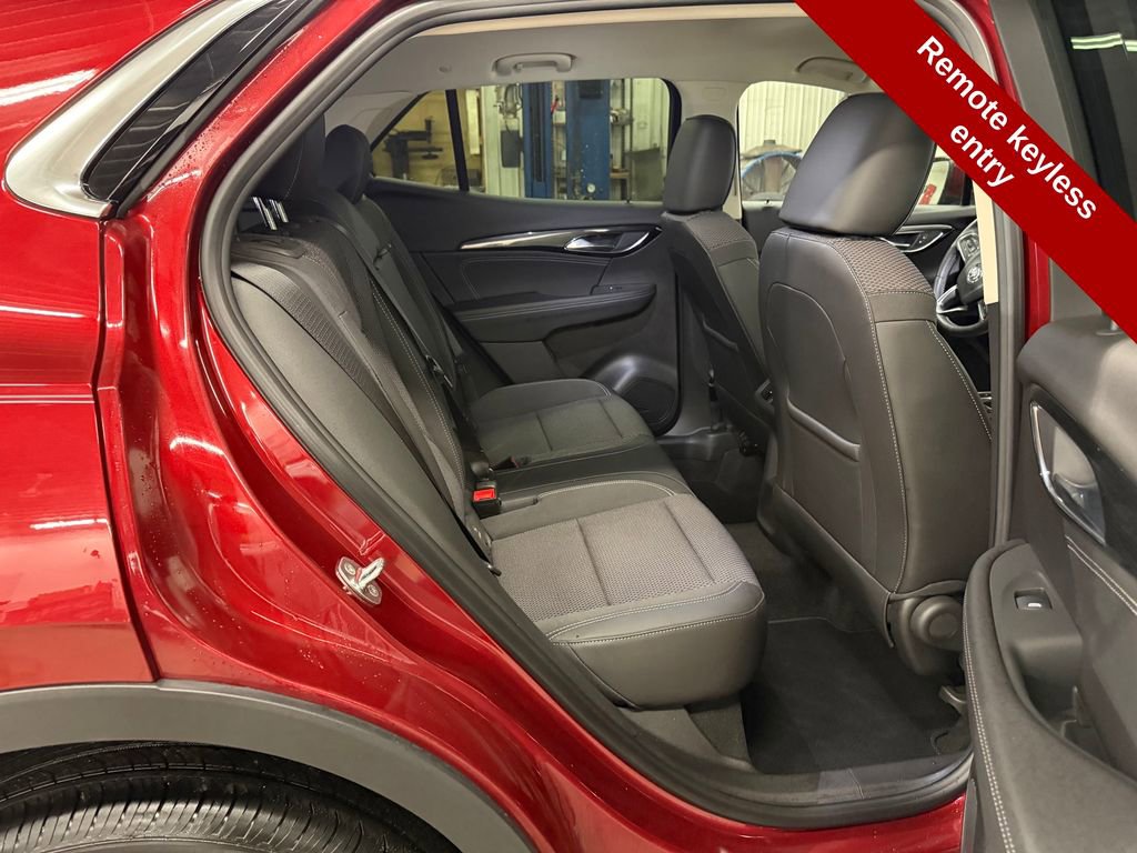 Used 2023 Buick Envision Preferred image 39