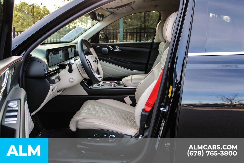 Used 2025 Genesis GV80 3.5T image 16