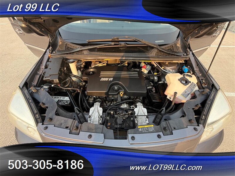 Used 2007 Buick Terraza CXL w/ Driver Confidence Package FWD image 23