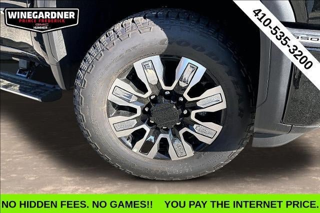 New 2026 GMC Sierra 3500 Denali w/ Denali Reserve Package AWD/4WD image 9