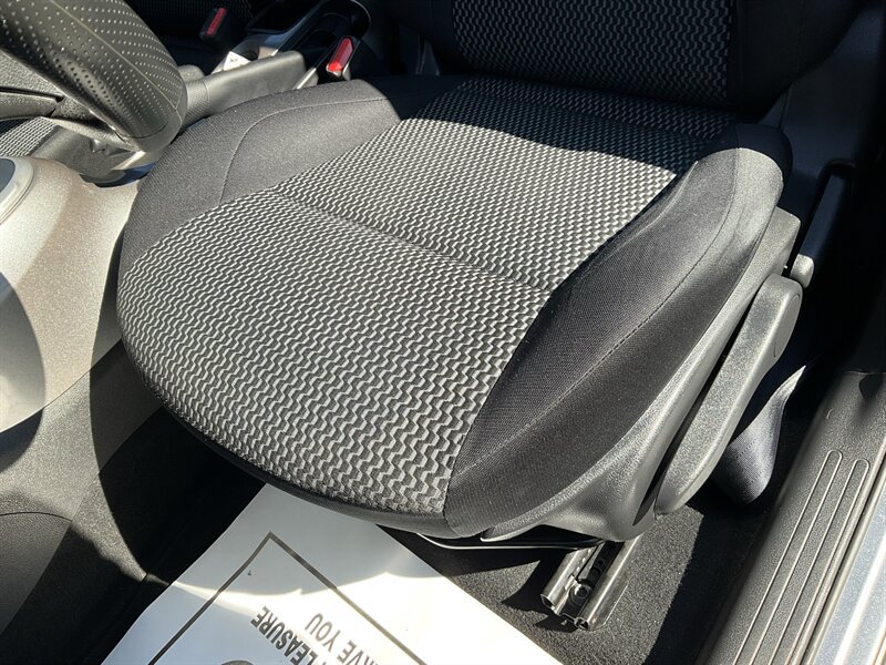 Used 2016 Nissan Juke S AWD/4WD image 20