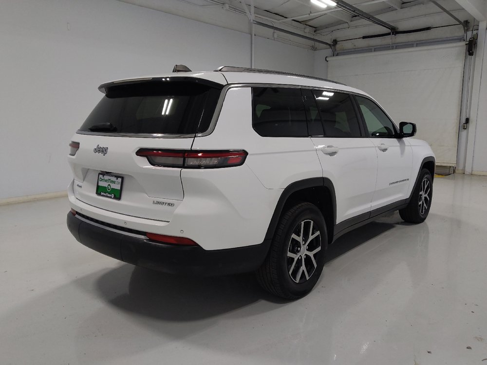 Used 2023 Jeep Grand Cherokee L Limited AWD/4WD image 9