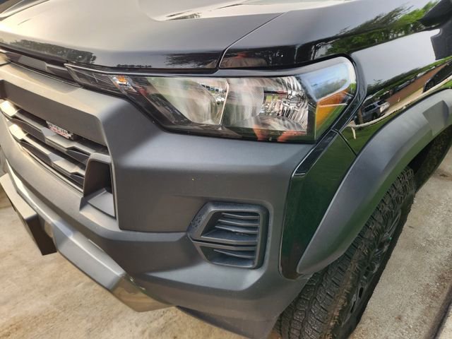 Used 2025 Chevrolet Colorado Trail Boss AWD/4WD image 8