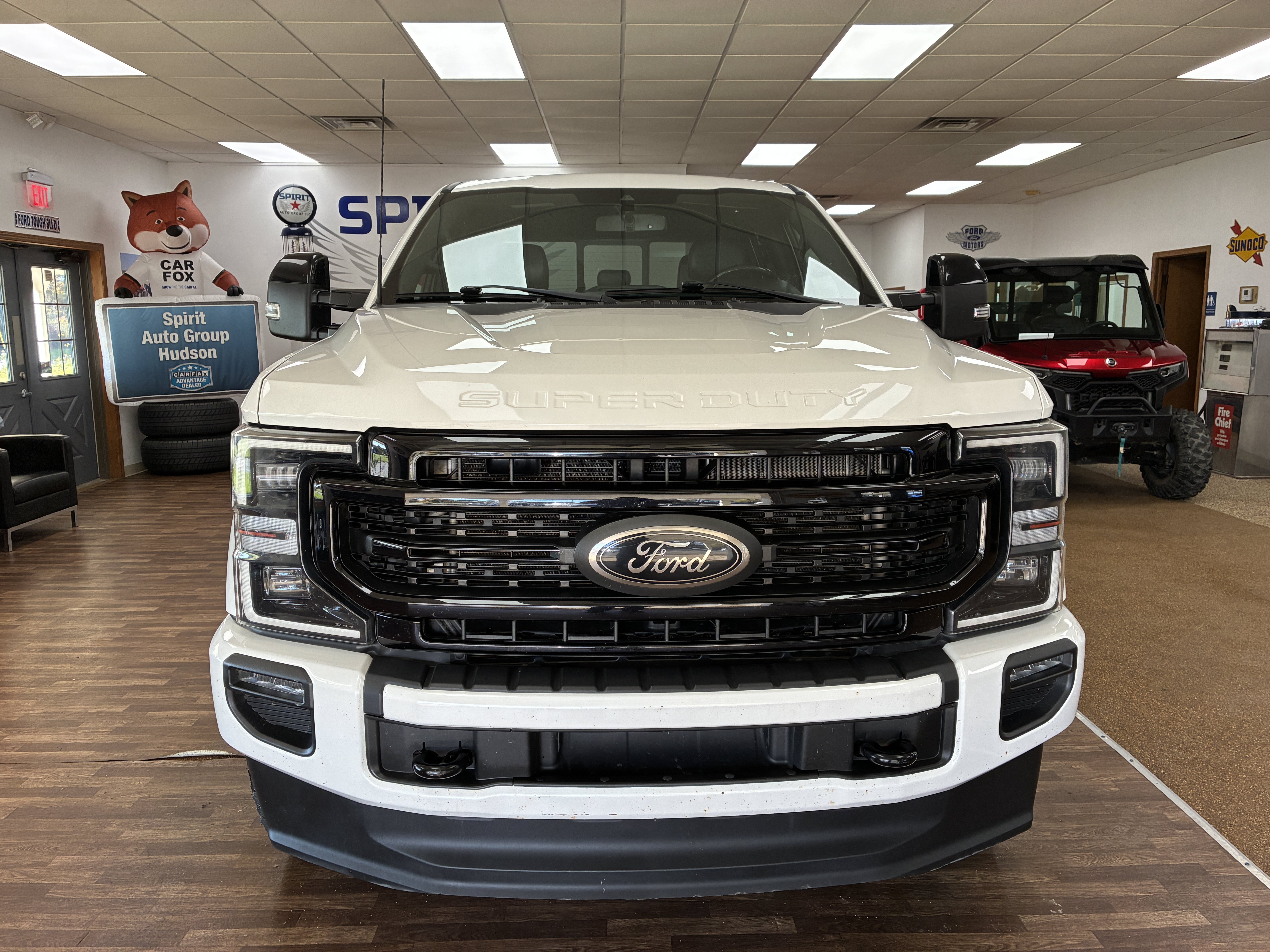Used 2022 Ford F350 Lariat w/ Black Appearance Package AWD/4WD image 3