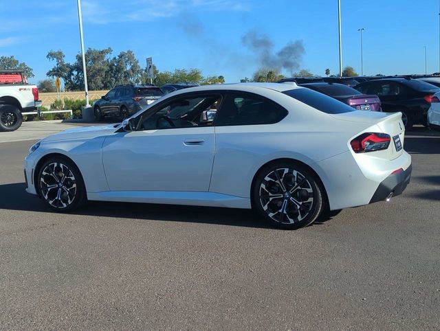 Used 2026 BMW 230i Coupe w/ Convenience Package image 8