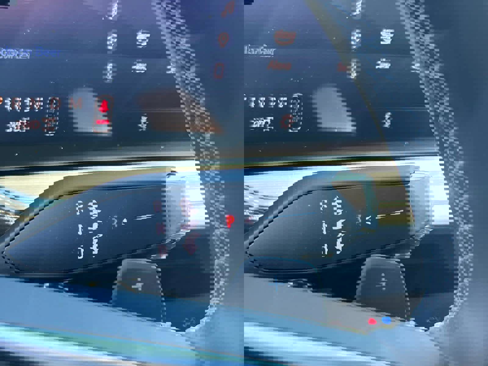 Certified 2025 Buick Envision Preferred image 18