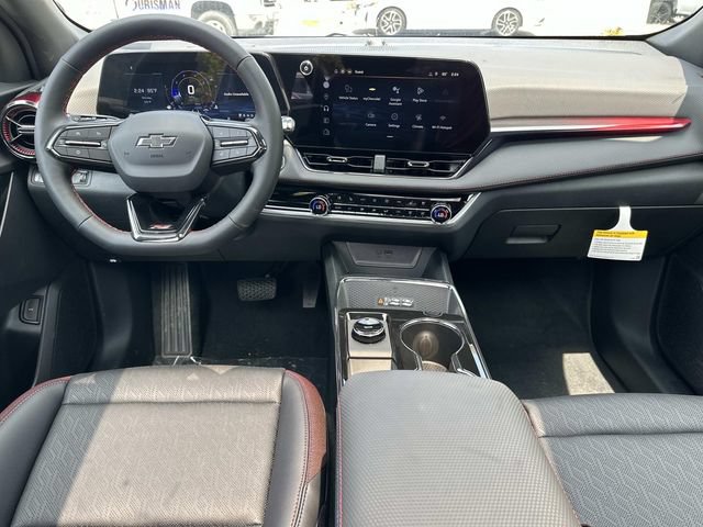 New 2026 Chevrolet Equinox RS w/ Convenience Package III FWD image 14