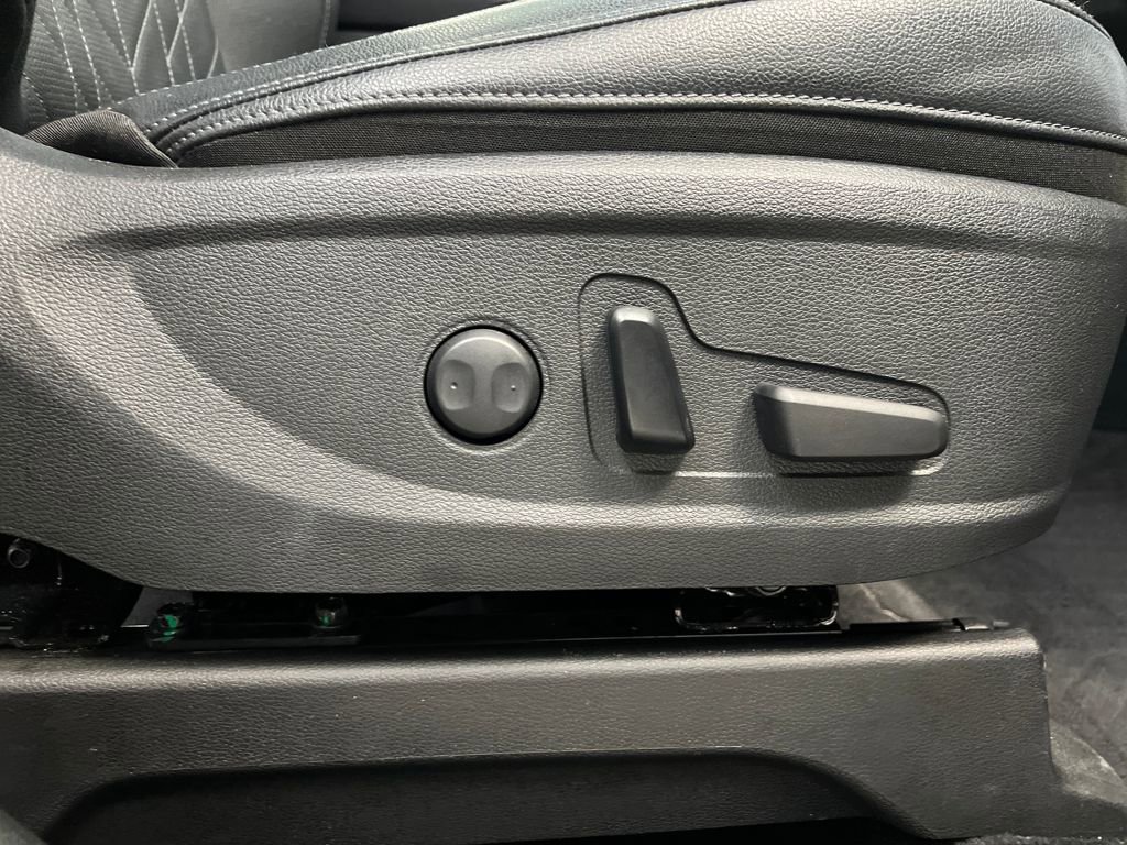 Used 2023 Kia Telluride EX X-Line image 27