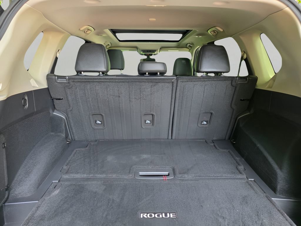 Used 2023 Nissan Rogue SL w/ SL Premium Package AWD/4WD image 6