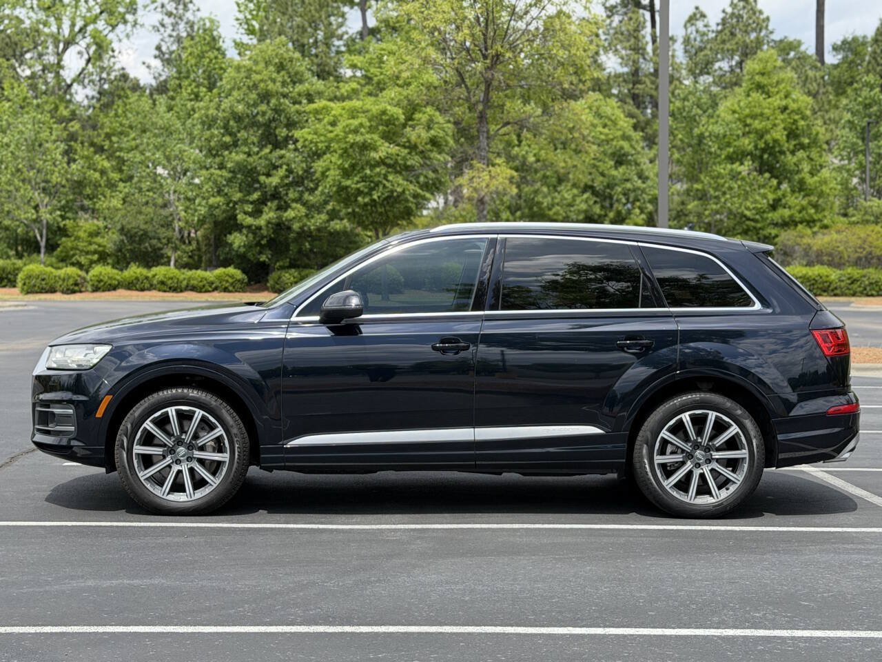 Used 2017 Audi Q7 3.0T Prestige w/ Prestige Package AWD/4WD image 4
