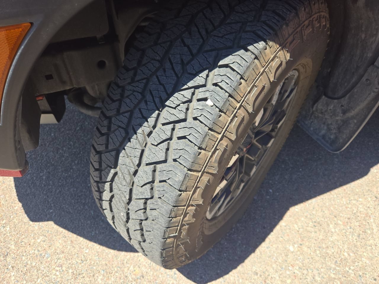 Used 2024 Nissan Frontier PRO-4X w/ Off-Road Protection Package AWD/4WD image 14