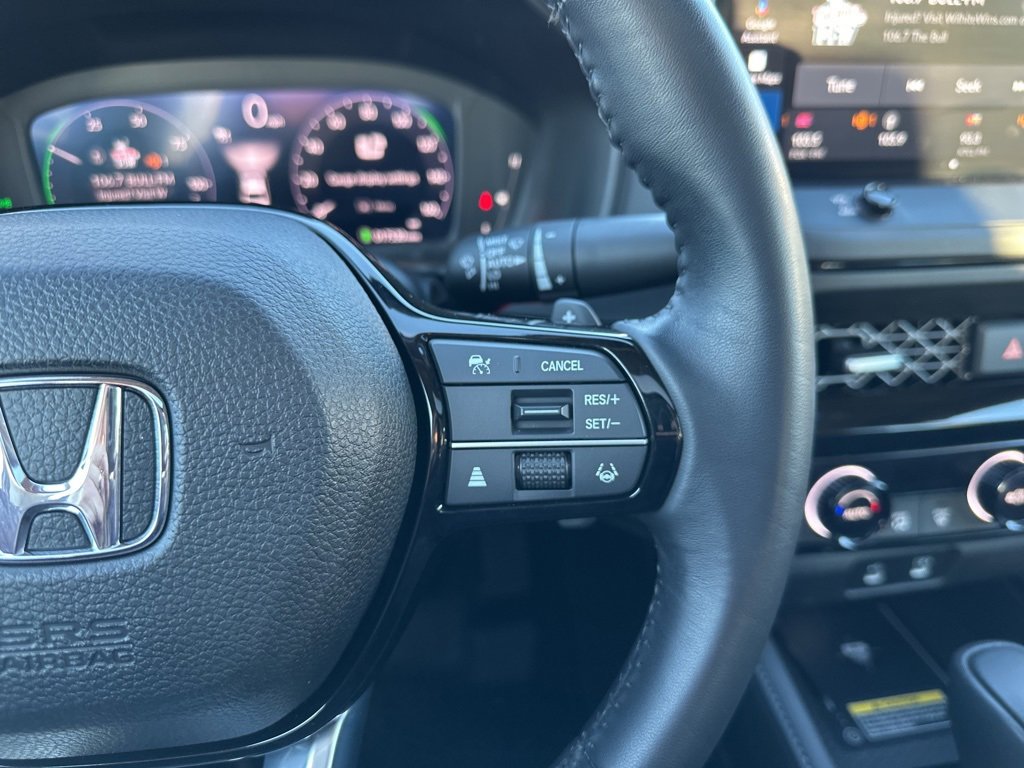 Used 2023 Honda Accord Touring image 9