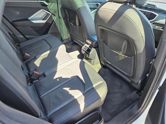 Used 2025 Audi Q3 2.0T Premium image 18