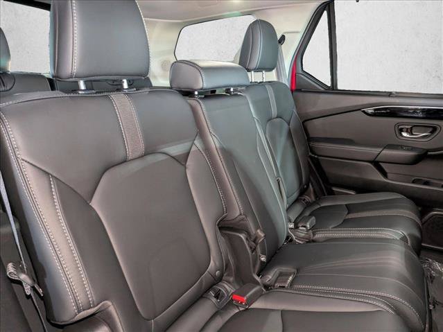 Used 2025 Honda Pilot Touring image 22