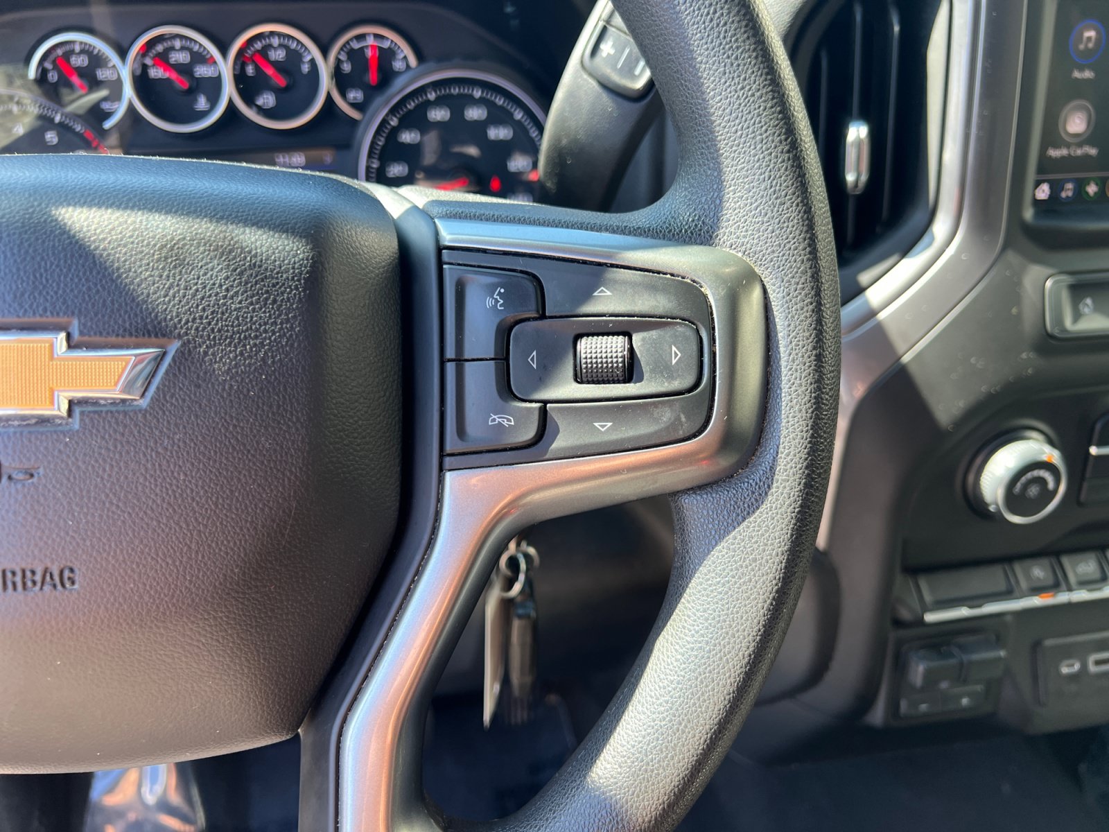 Used 2021 Chevrolet Silverado 1500 Custom w/ Safety Confidence Package AWD/4WD image 17