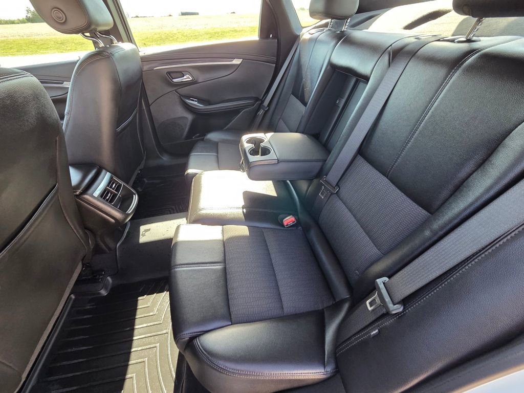 Used 2020 Chevrolet Impala LT image 25