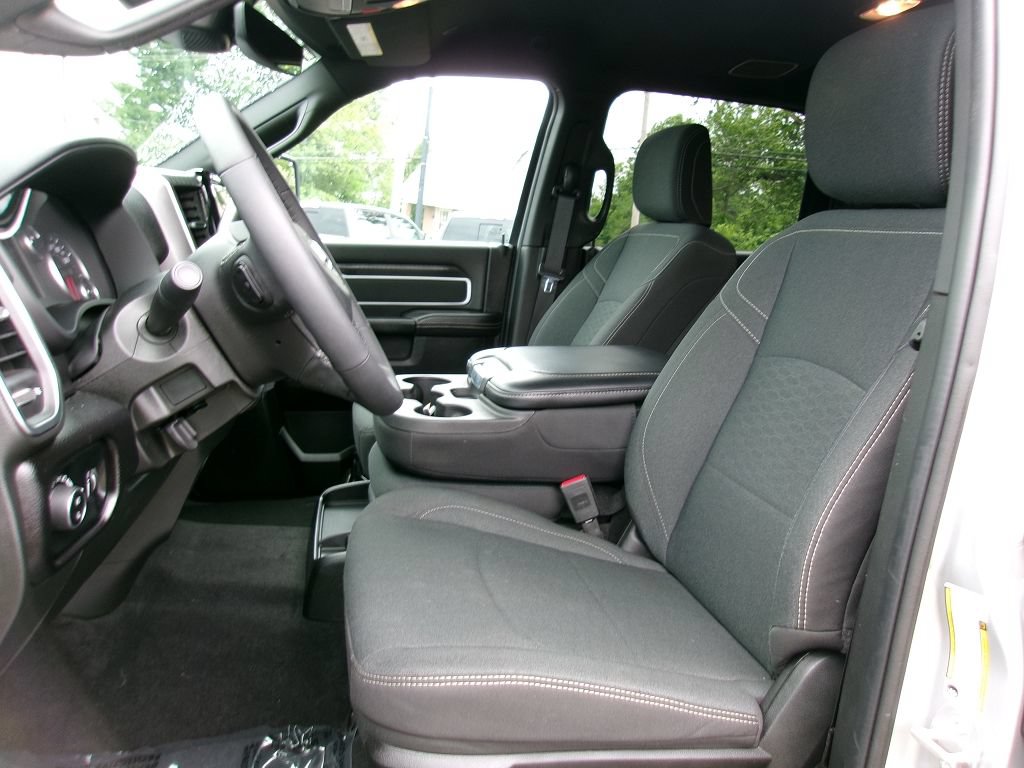 Used 2026 RAM 2500 Big Horn AWD/4WD image 7