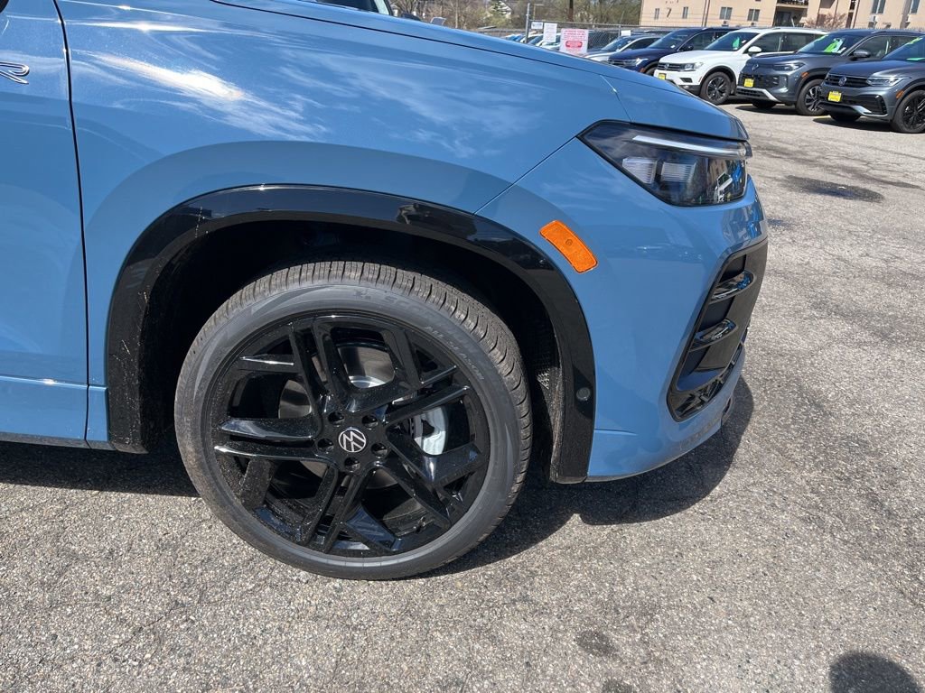 New 2026 Volkswagen Tiguan SE R-Line AWD/4WD image 4