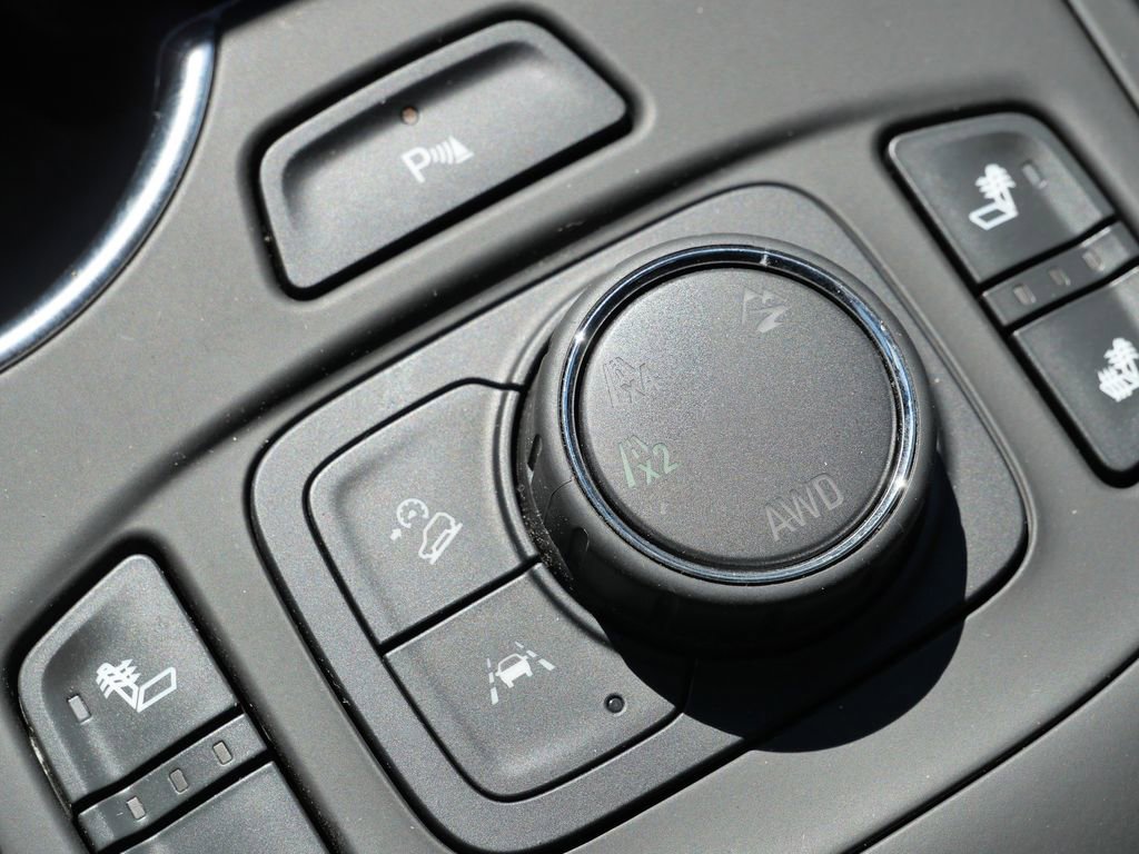 Used 2023 GMC Terrain SLT w/ Tech Package image 48