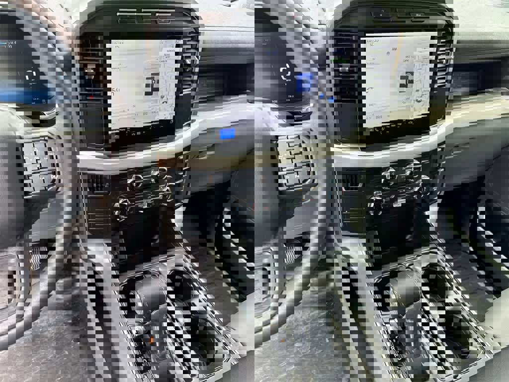 New 2023 Ford F150 Lightning Pro image 26