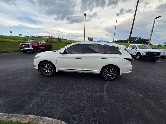 Used 2020 INFINITI QX60 Luxe w/ Sensory Package FWD image 8