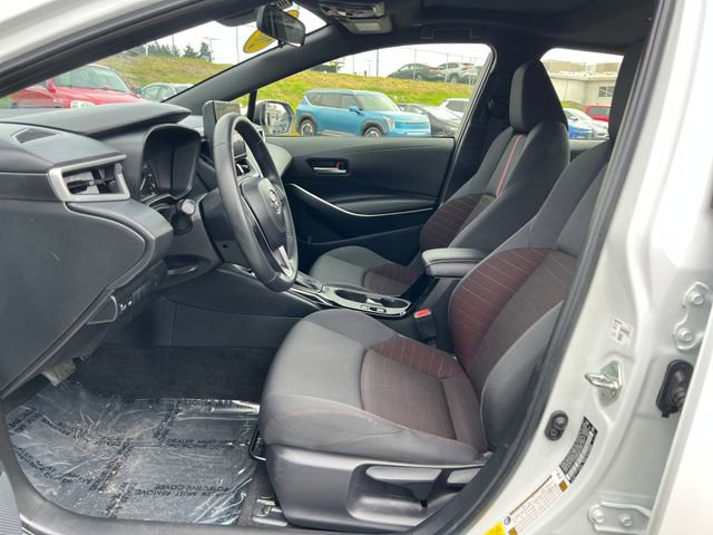 Used 2023 Toyota Corolla SE w/ SE Premium Package image 18