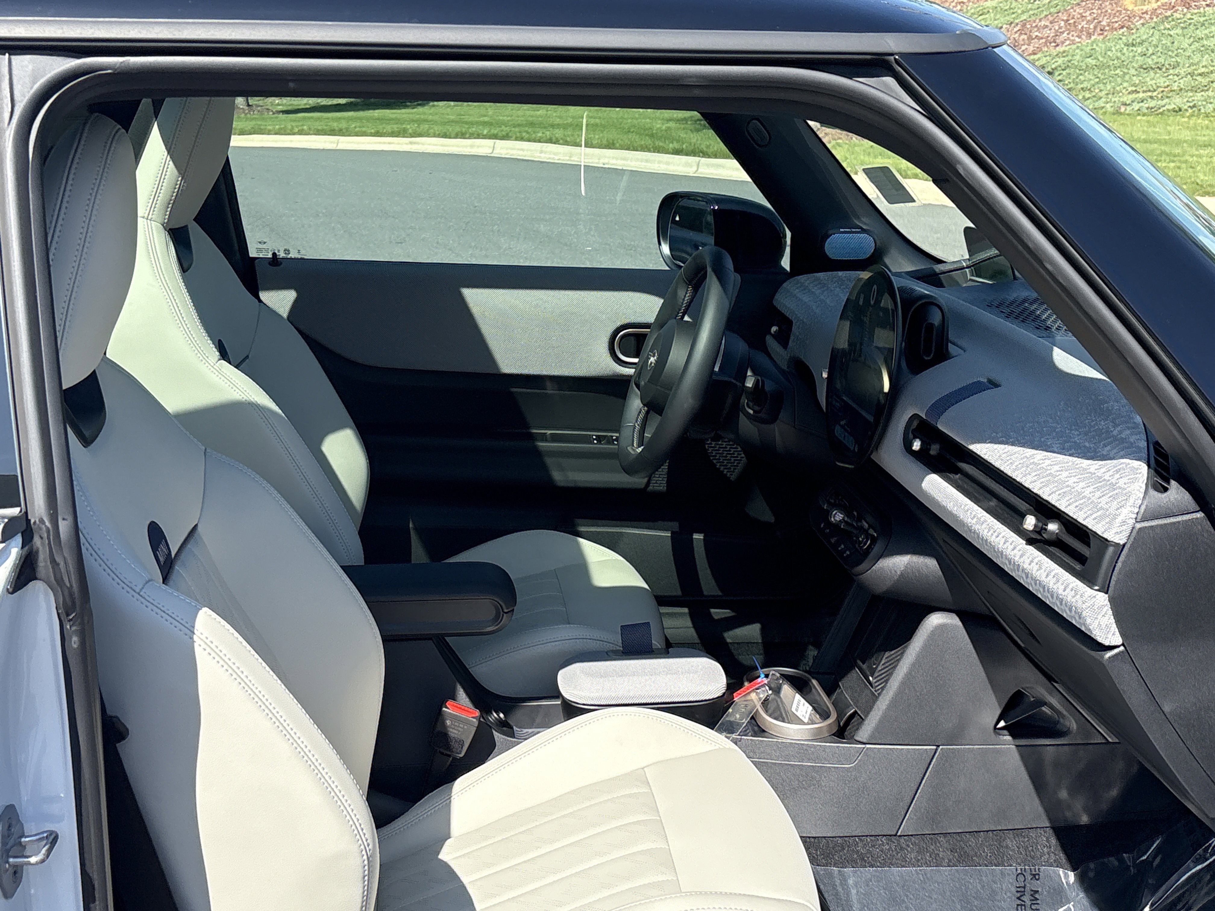 Used 2025 MINI Cooper S image 21