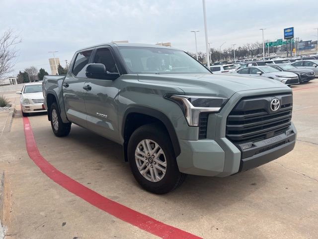 Used 2025 Toyota Tundra SR5 w/ SR5 Convenience Package image 7