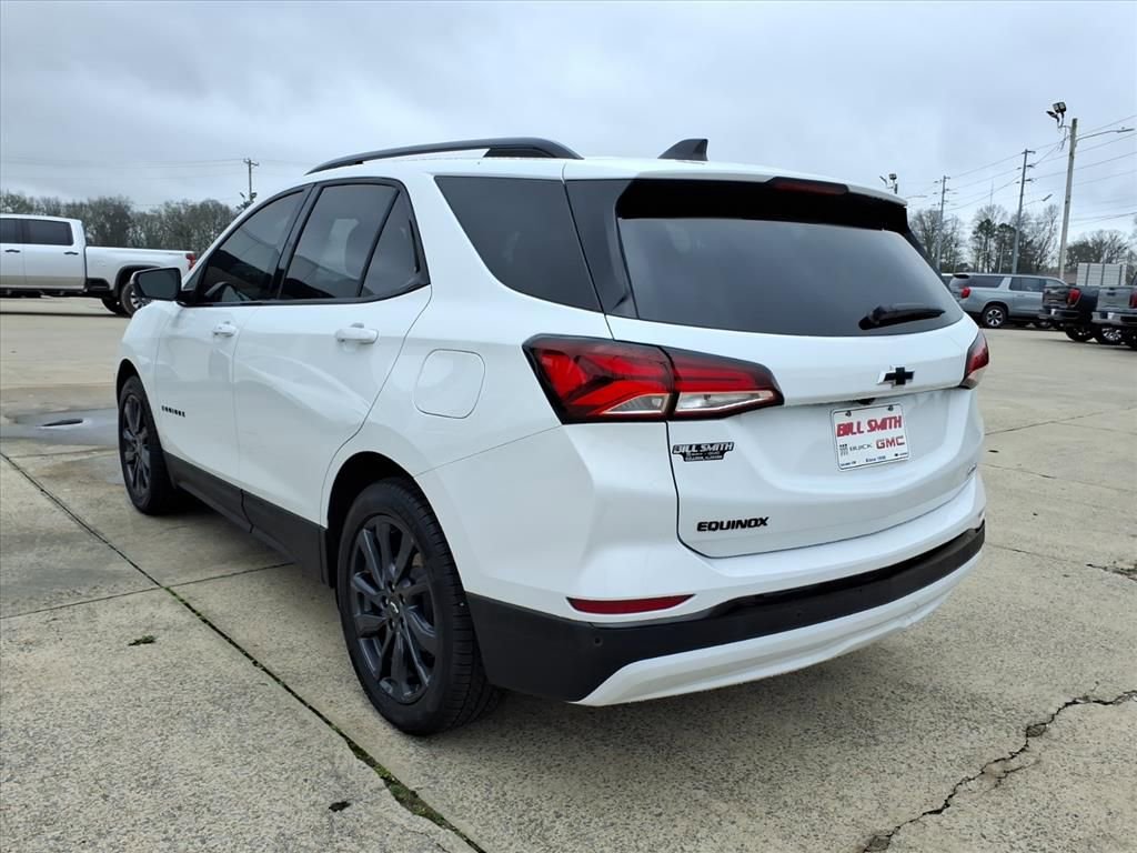 Used 2024 Chevrolet Equinox RS w/ RS Leather Package image 5