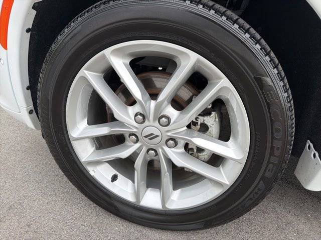 Used 2025 Dodge Durango GT AWD/4WD image 14